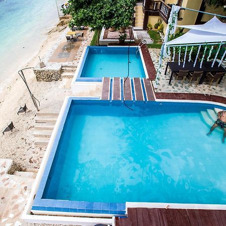 Oslob Seafari Resort Exterior photo