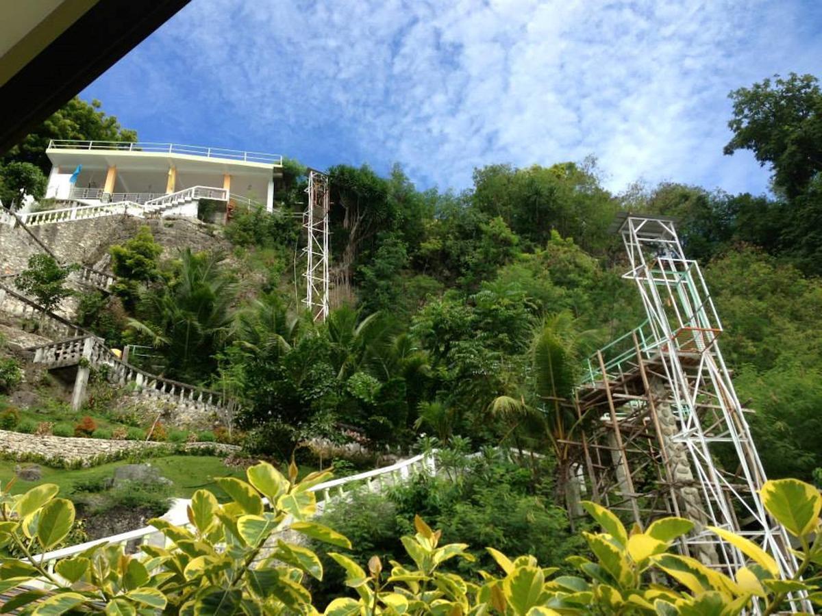 Oslob Seafari Resort Exterior photo