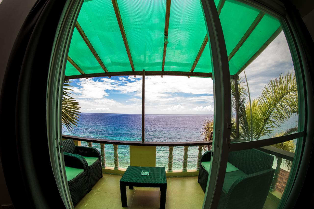 Oslob Seafari Resort Exterior photo