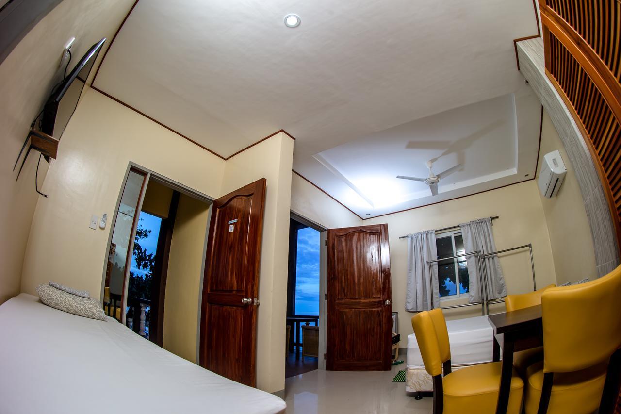 Oslob Seafari Resort Exterior photo