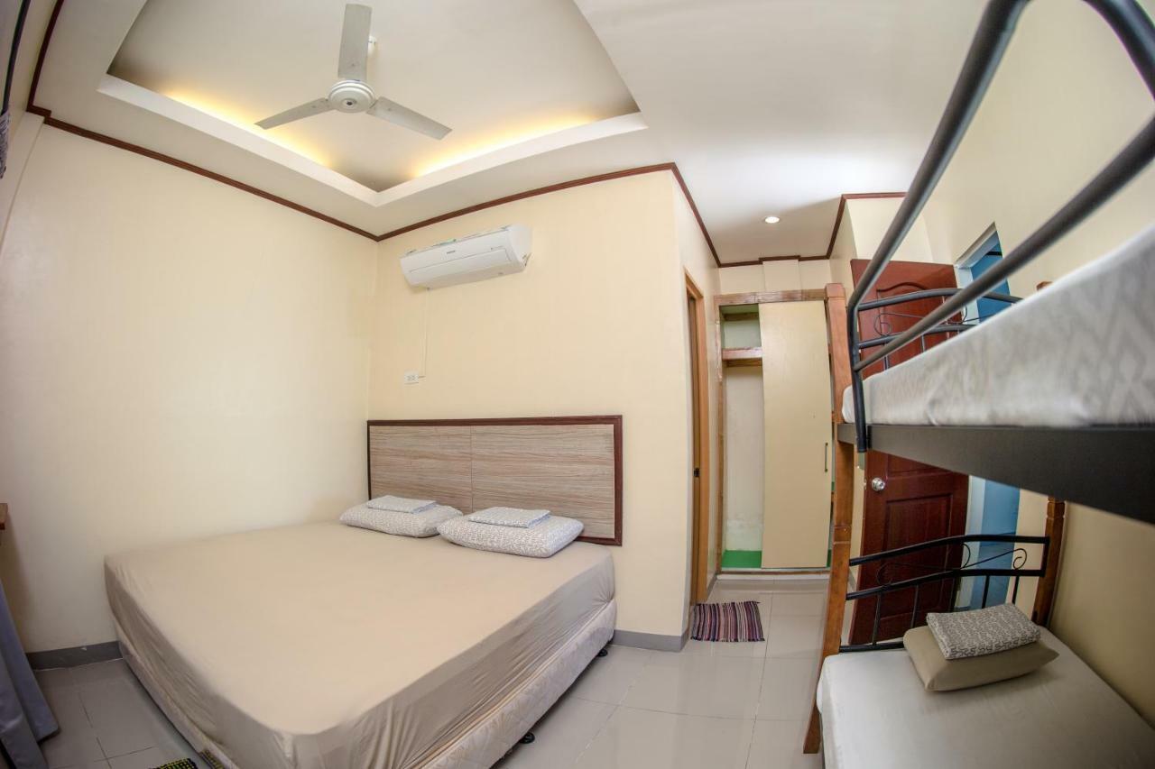 Oslob Seafari Resort Room photo