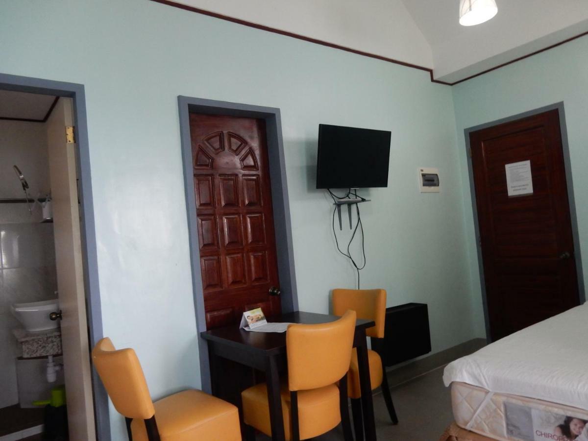 Oslob Seafari Resort Exterior photo